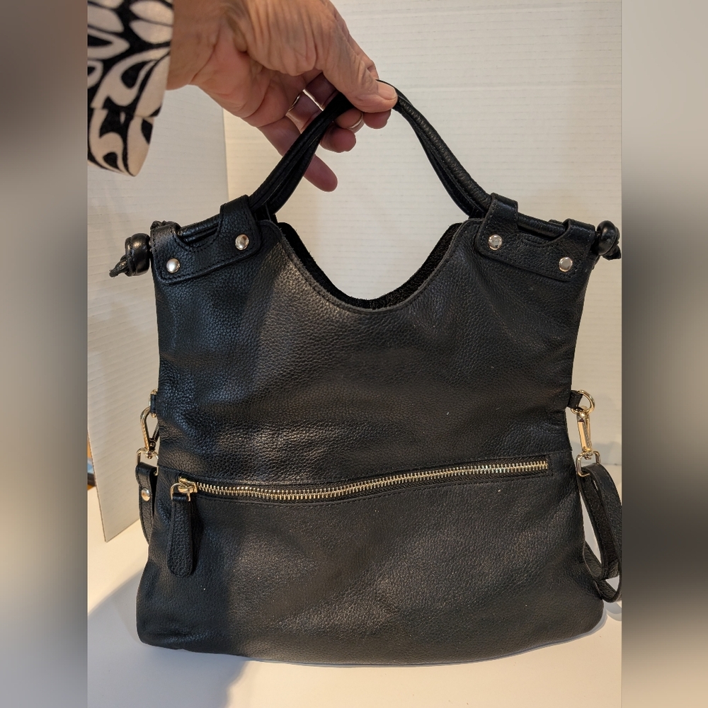 Madie Claire Verona‎ LEATHER Crossbody Bag Black